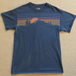 Columbia Mountain Range T Shirt | Navy | Medium